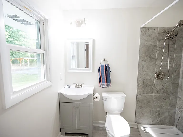 6561 Huntsboro Rd — Photo 4