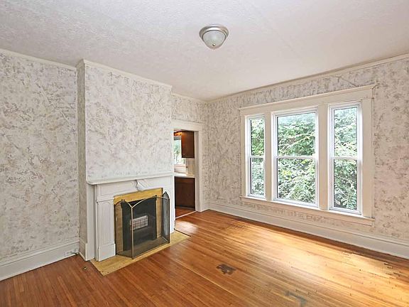 5th image of 506 E Gambier St