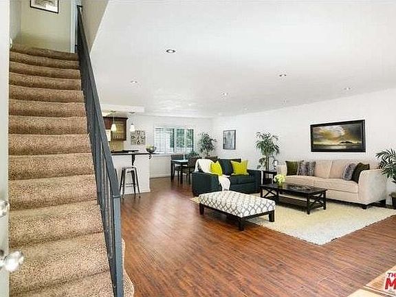 4th image of 11100 Acama St Unit 13