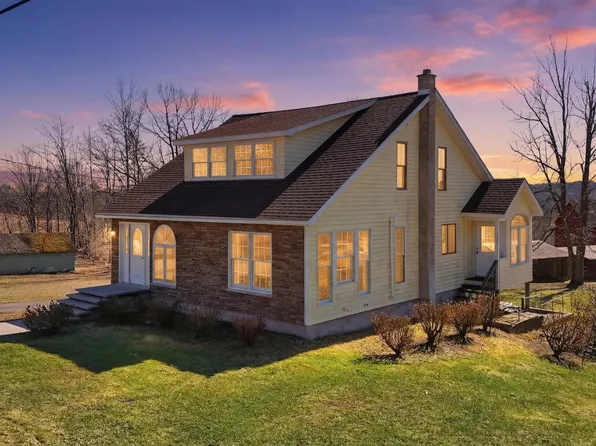 281 Golf Hill Rd, Honesdale, PA 18431