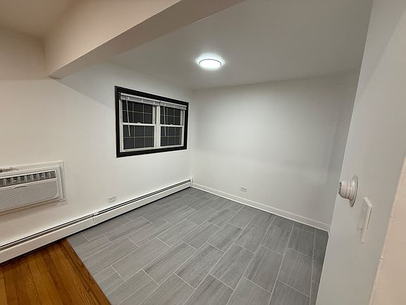 3rd image of 6435-45 S Sayre Ave #8