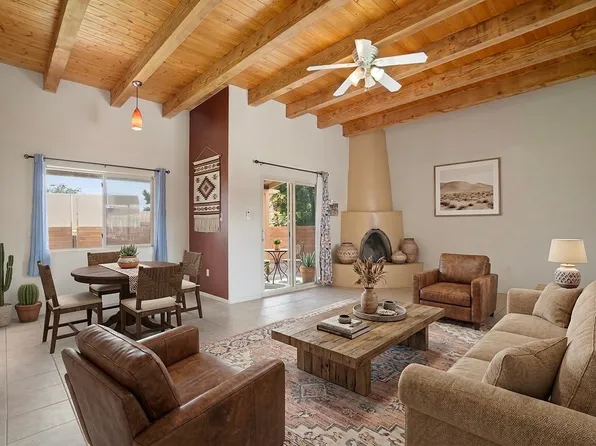 6638 Camino Rojo, Santa Fe, NM 87507