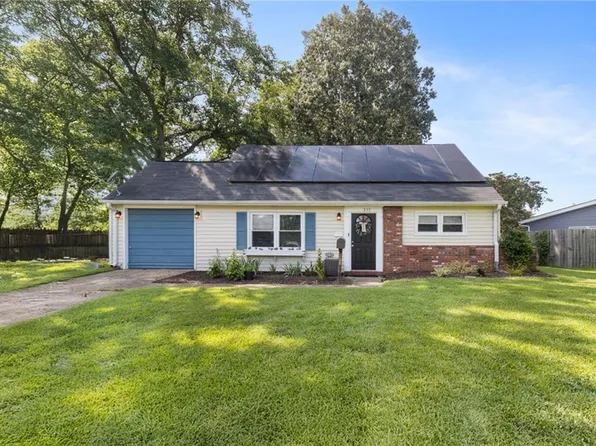 833 Round Bay Rd, Norfolk, VA 23502