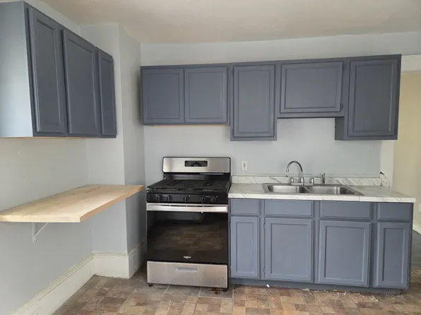 8700 Willard Ave, Cleveland, OH