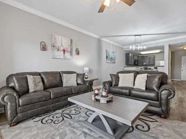 124 Plaza Dr #Id1266273p, Pigeon Forge, TN 37863