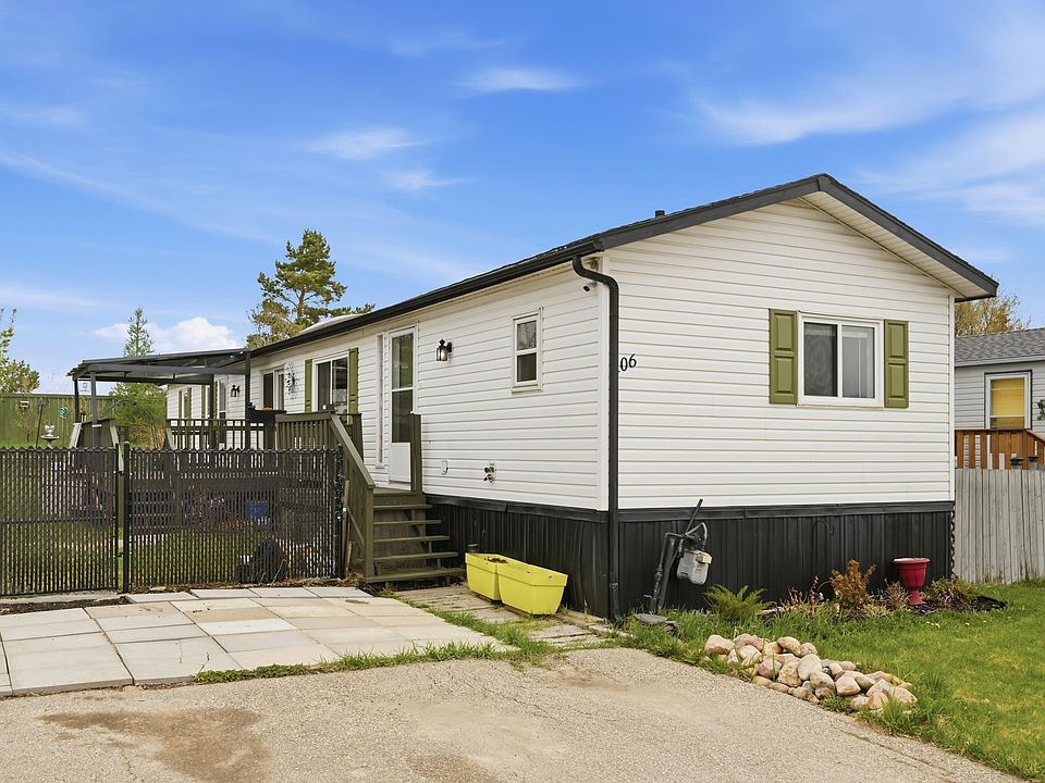 1st image of 106 Springfield Cres