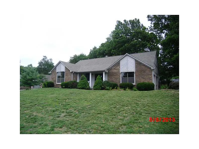 1230 Chateaugay Ln photo 1