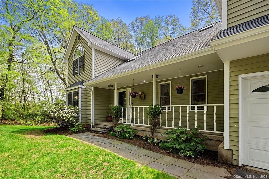 23 Briar Hl, Unionville, CT 06085 Zillow