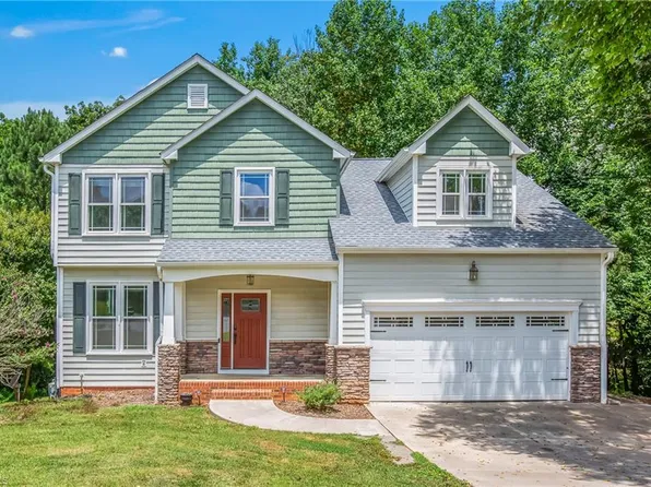 466 Kingsmill Dr, Advance, NC 27006