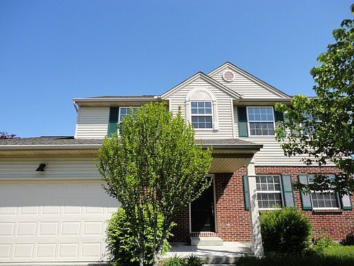 1st image of 74 Rollingwood Dr