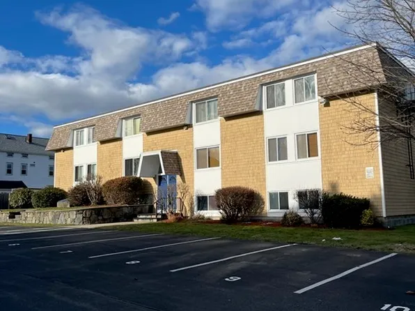 905 Locust St APT 2, Fall River, MA 02720