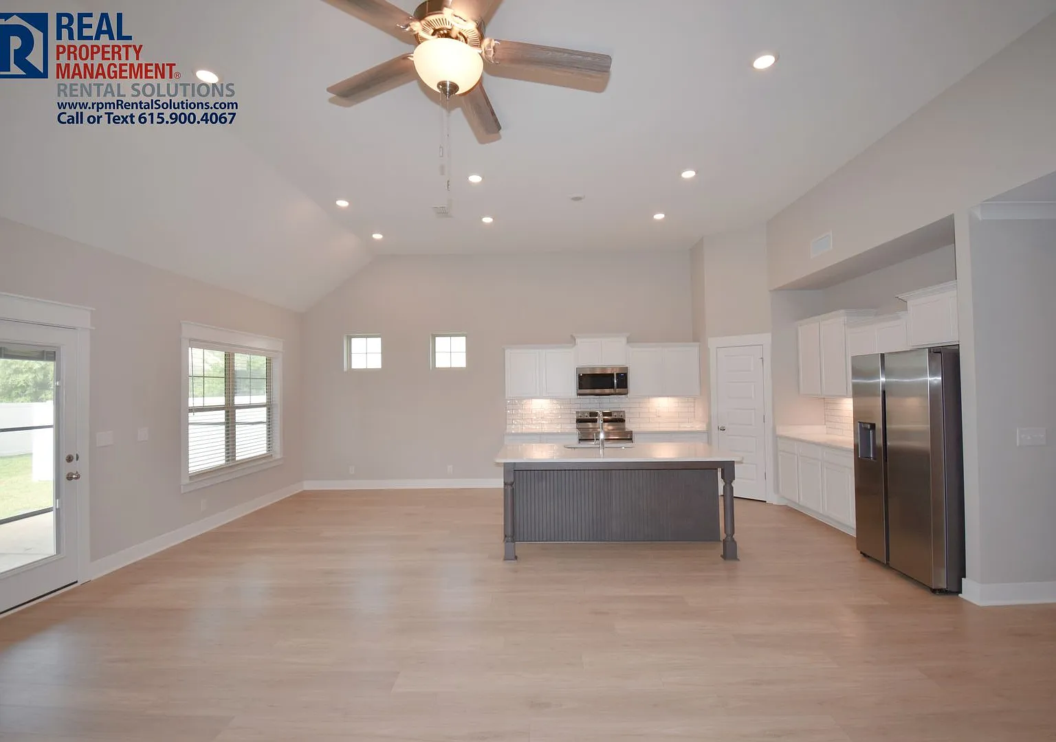 Beautiful 4 bd 3 ba home with bonus room and screened in patio! Washer/dryer included!! — Photo 4