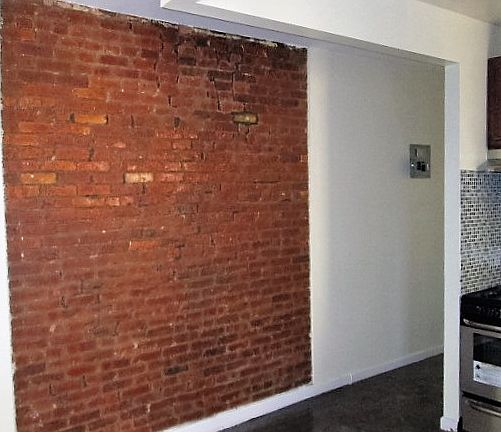 4th image of 928 Myrtle Ave #25B