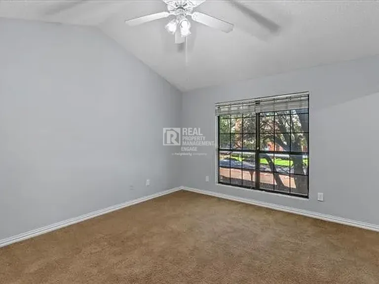 234 Samuel Blvd #P-1 — Photo 21