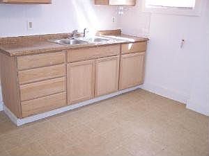 3rd image of 4527 W West End Ave