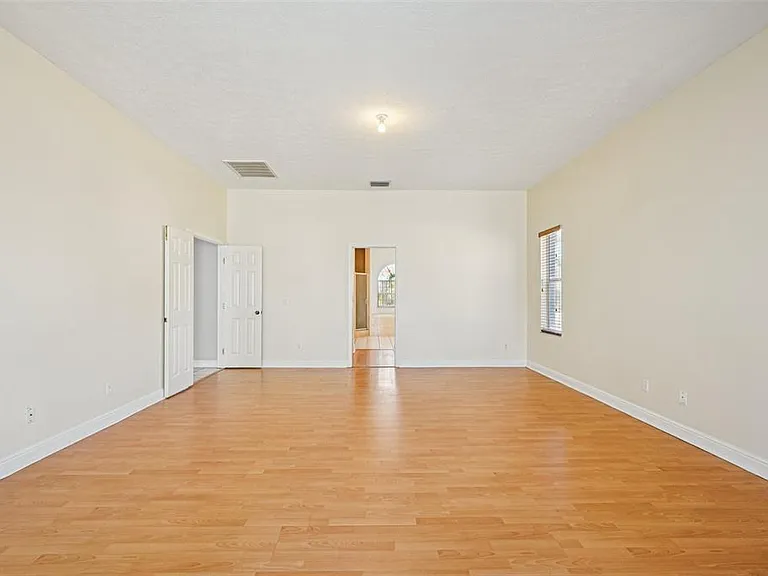 918 Academy Dr — Photo 52