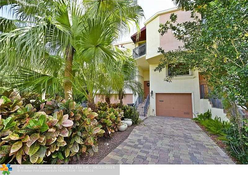 1st image of 3034 NE 49th St #2