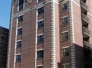 515 N Lake St APT 5A, Madison, WI 53703