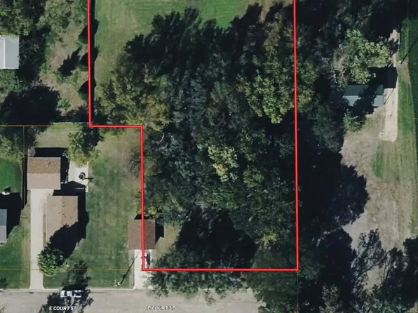 528 E Court St, Lincoln, KS 67455