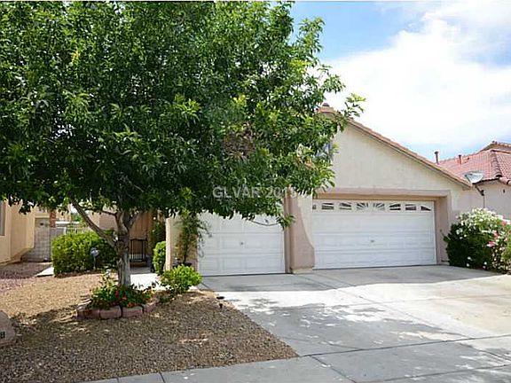 2nd image of 5639 Doe Springs Pl