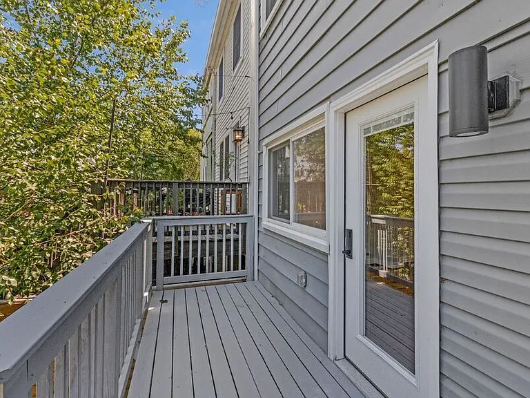 413 Buchanan St NW — Photo 50