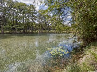 126 Guinn Ave, Leakey, TX 78873