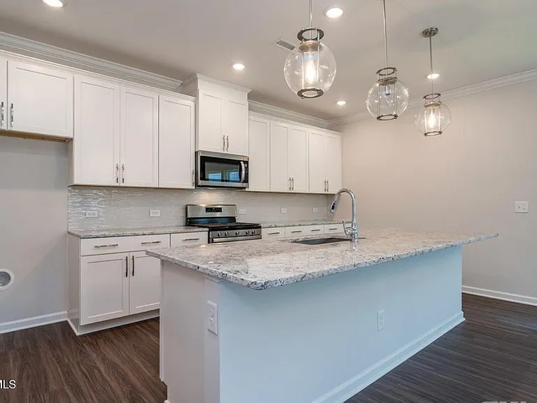 4215 Mahal Ave — Photo 10