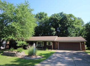 116 Royal Vista Dr, East Peoria, IL 61611