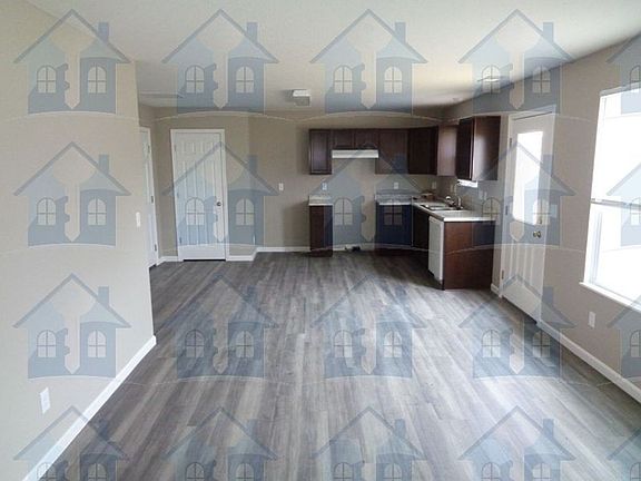 4th image of 814 Prescot Cir
