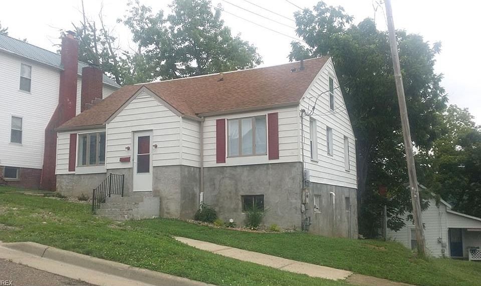 2nd image of 108 Terrace Ave