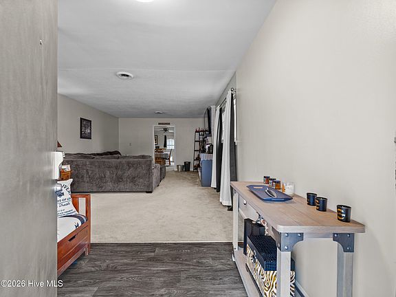 4th image of 407 Dennis Road