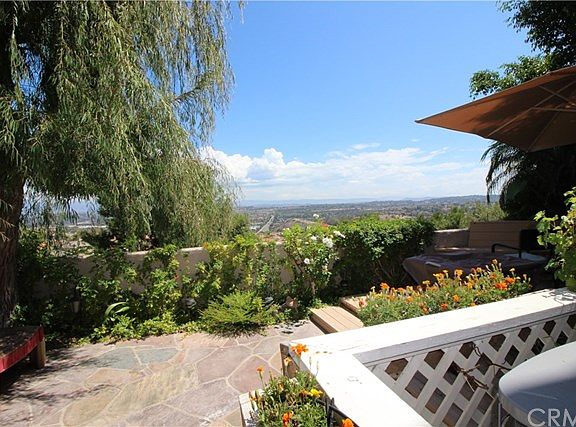 3rd image of 49 La Mirage Cir #77