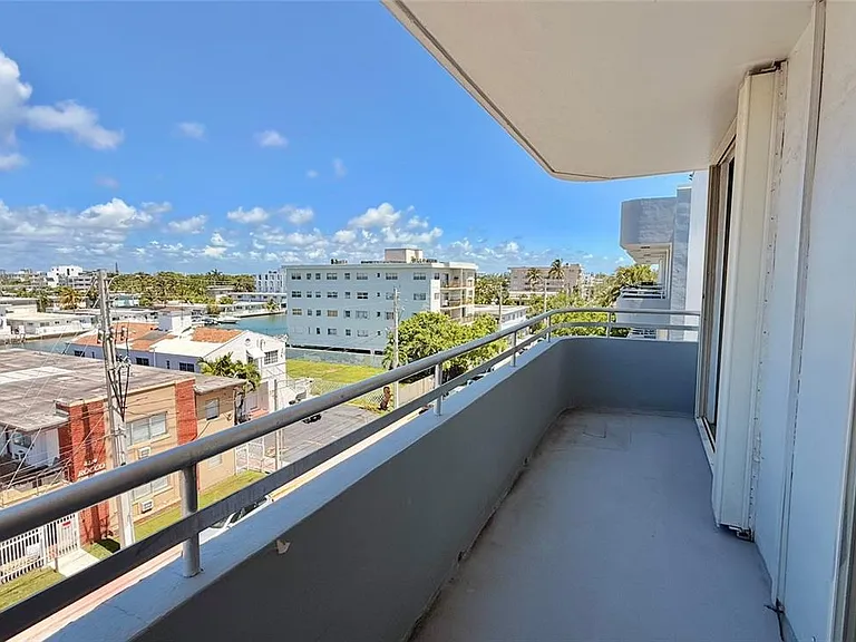 8201 Byron Ave #501 — Photo 13