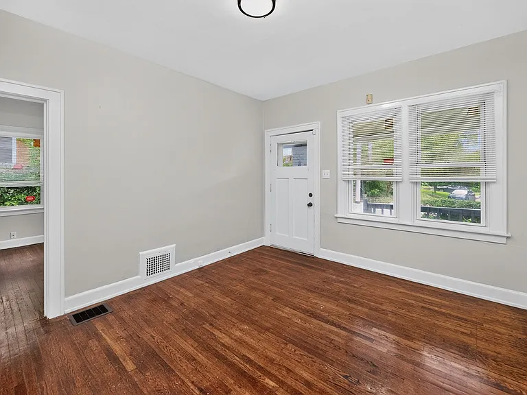 5713 Sierra Park Pl — Photo 9