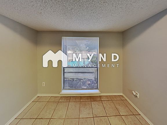 4th image of 5703 Valley Meadow Dr