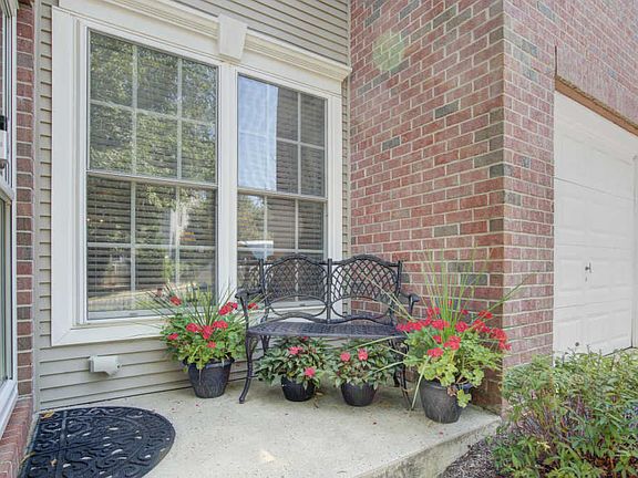 4th image of 99 Ironwood Ct