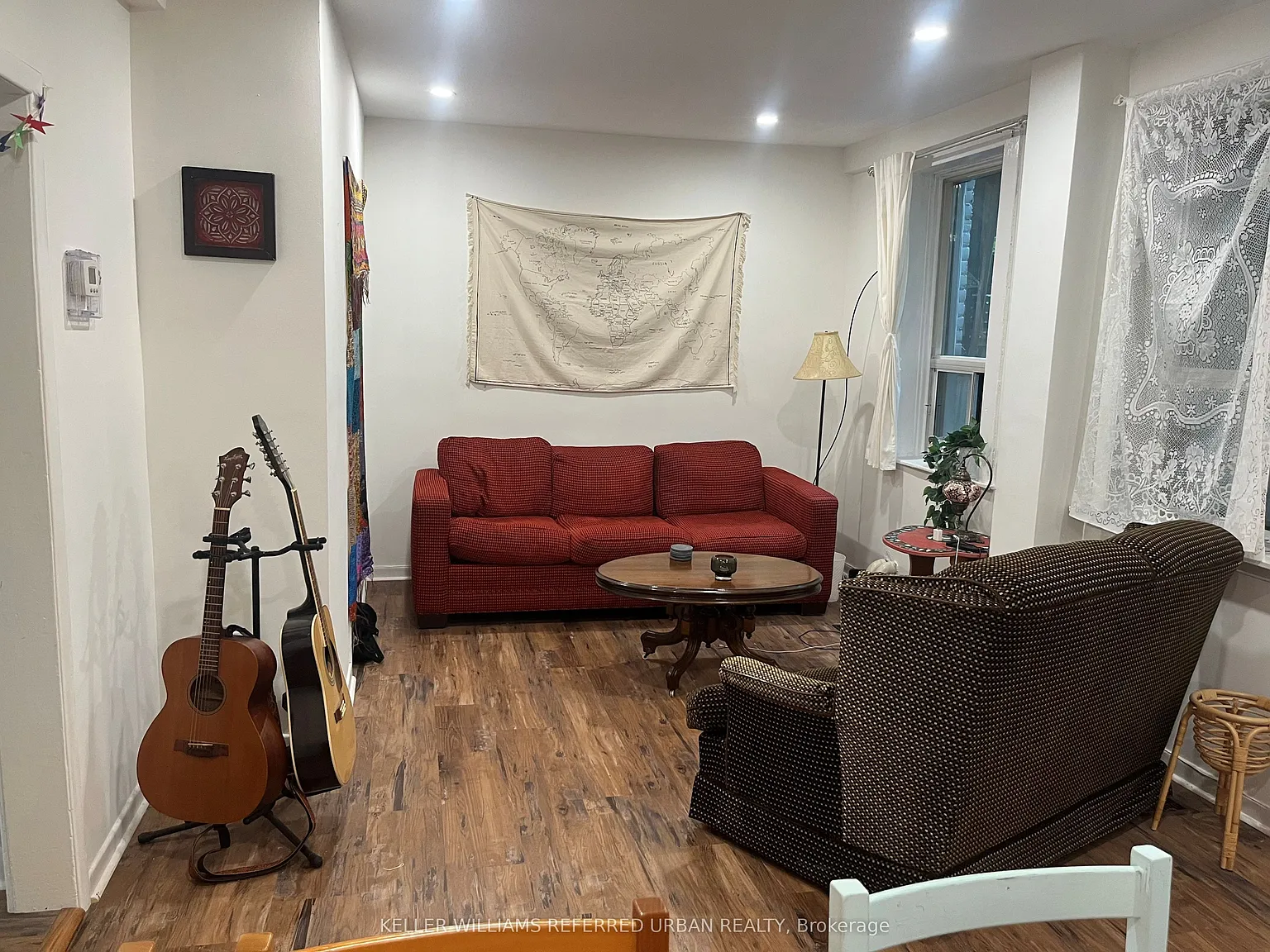 3 bed, $2,800 — Photo 2