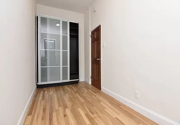 5th image of 146 W 120th St APT 6