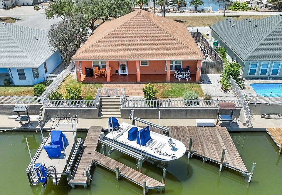 1st image of 1013 Pompano Dr