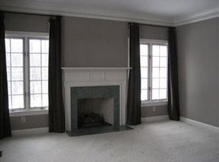 5707 Chestnut Ridge Dr, Cincinnati, OH 45230