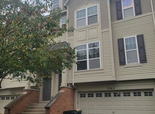 3362 Kentshire Cir, Aurora, IL 60504