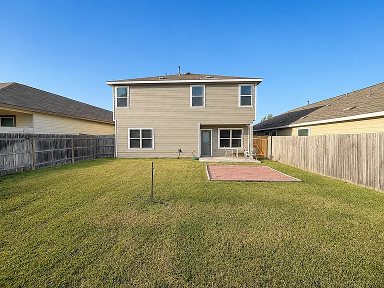 6011 Travis Smt — Photo 36