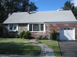 9 Donor Ave, Elmwood Park, NJ 07407