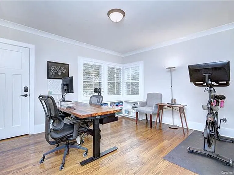 3215 Cambridge Rd — Photo 11