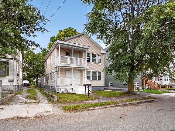2nd image of 28 Pumgansett St