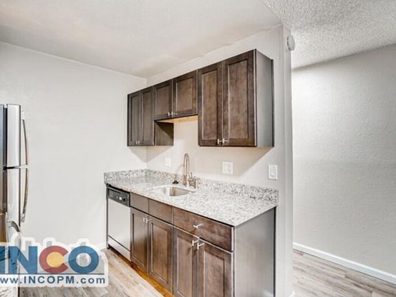 5th image of 1641 Ingalls St APT 4