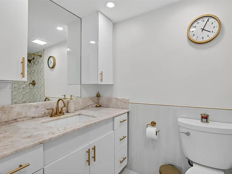 3000 E Sunrise Blvd #14C — Photo 33