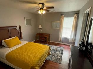 201 Pine St #3, Hempstead, TX 77445