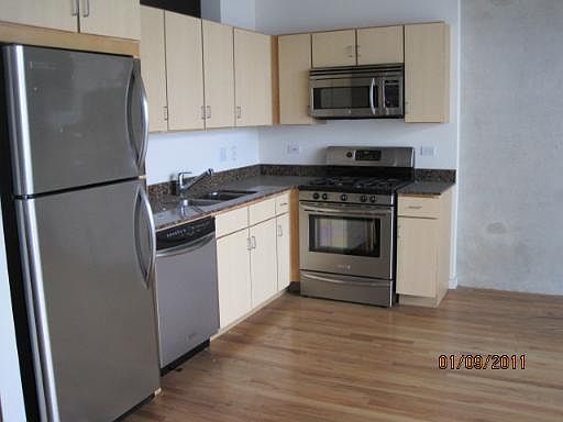 2nd image of 630 N Franklin St #914