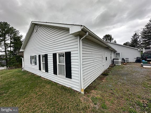 5th image of 6395 Marsh Rd